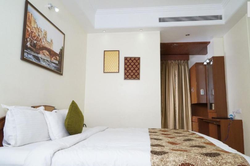 Bk Castles Hotel جبلبور المظهر الخارجي الصورة