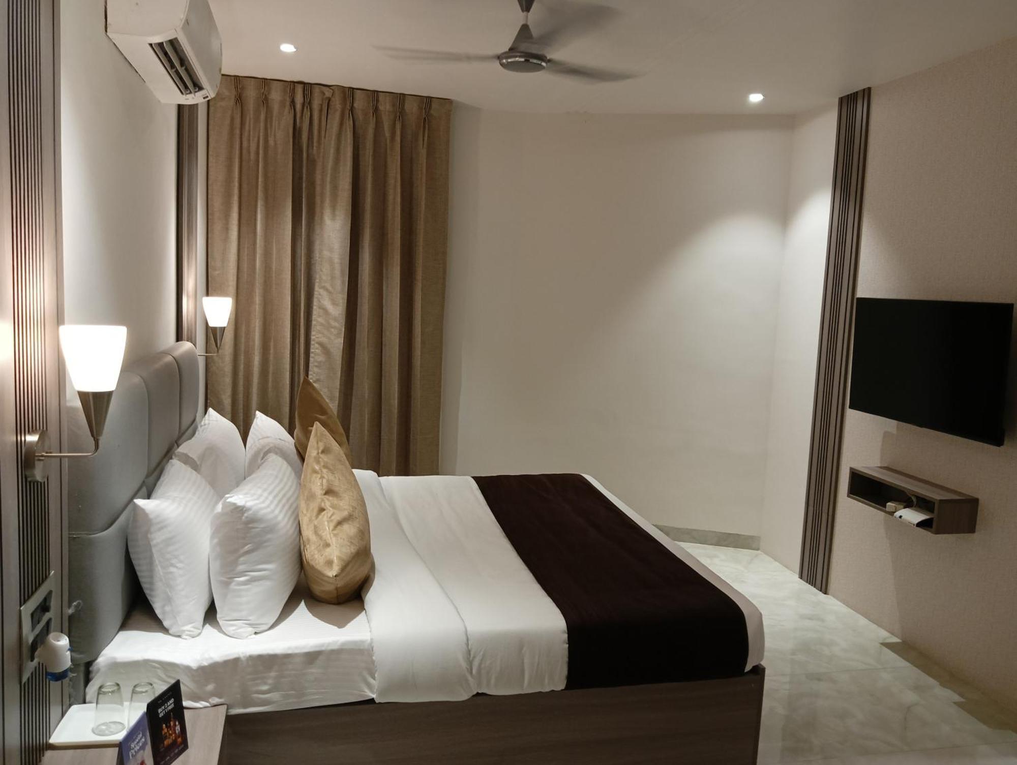 Bk Castles Hotel جبلبور المظهر الخارجي الصورة